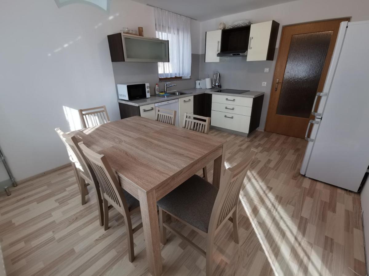 Apartments Henigman بوينج المظهر الخارجي الصورة