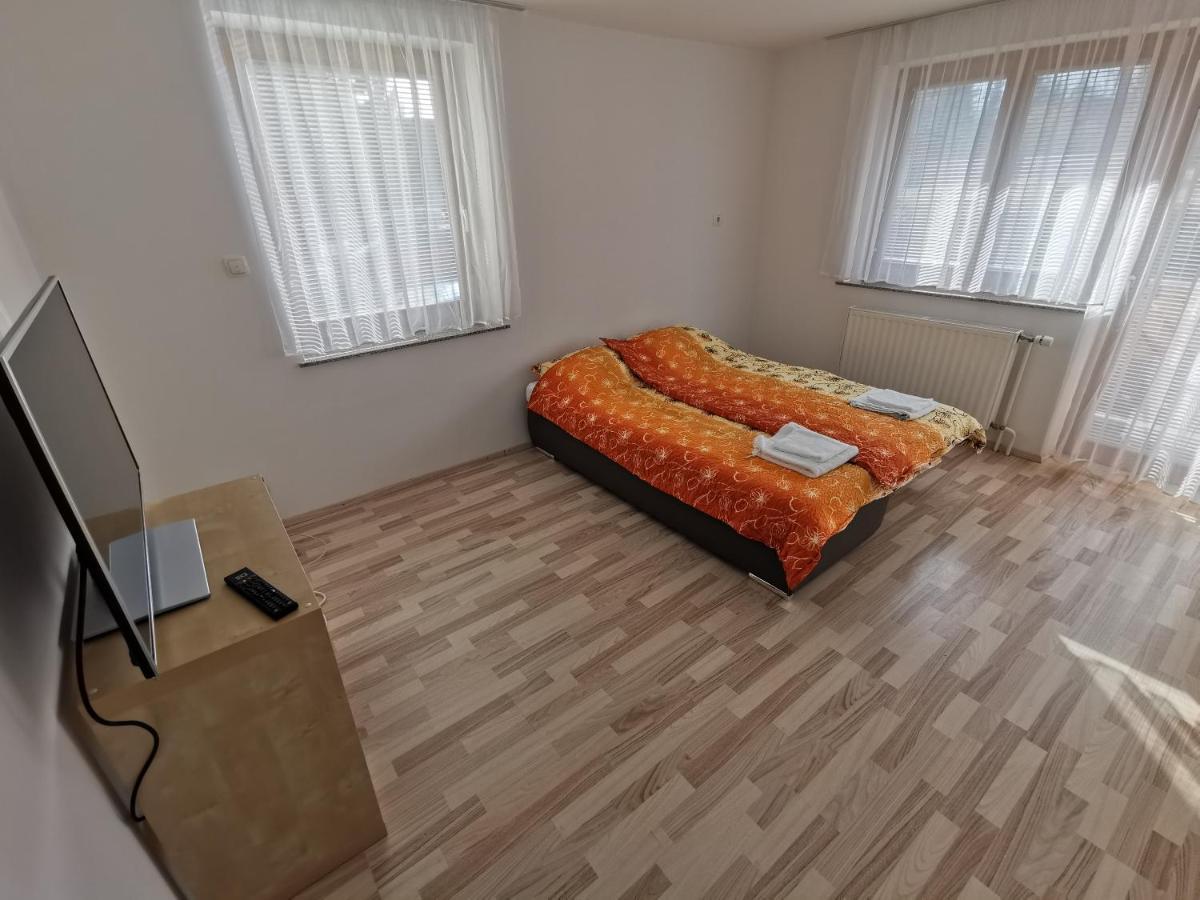 Apartments Henigman بوينج المظهر الخارجي الصورة